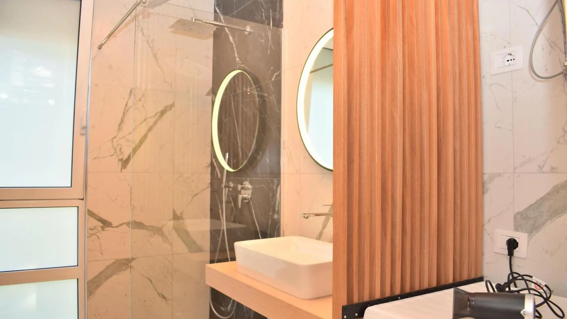 Apartment San Pietro Holiday Retreat - Happy Rentals Plazhi San Pietro